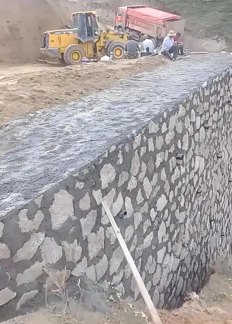 张家口蔚县边坡加固